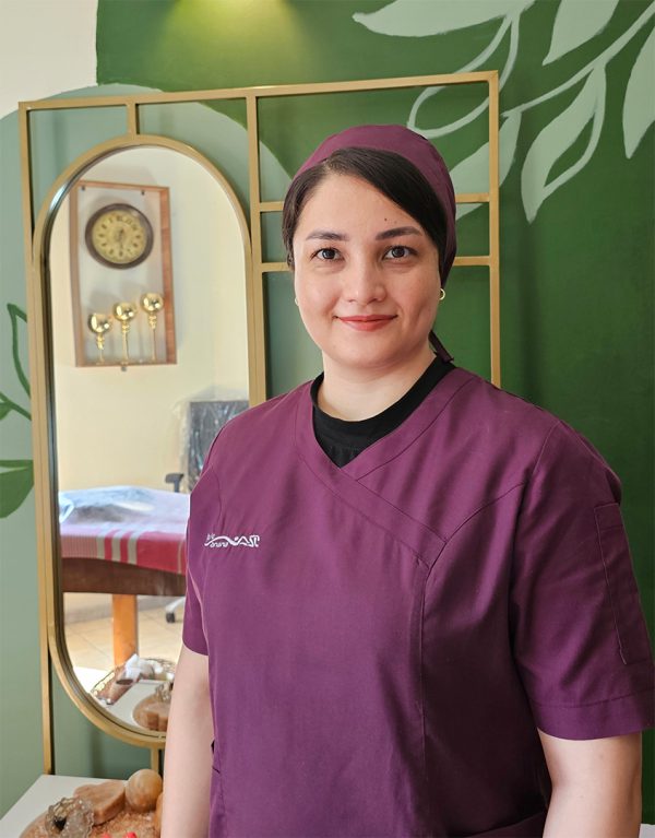 خانم محسنی