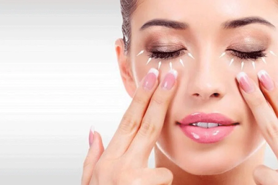 آموزش روش صحیح ماساژ چشم